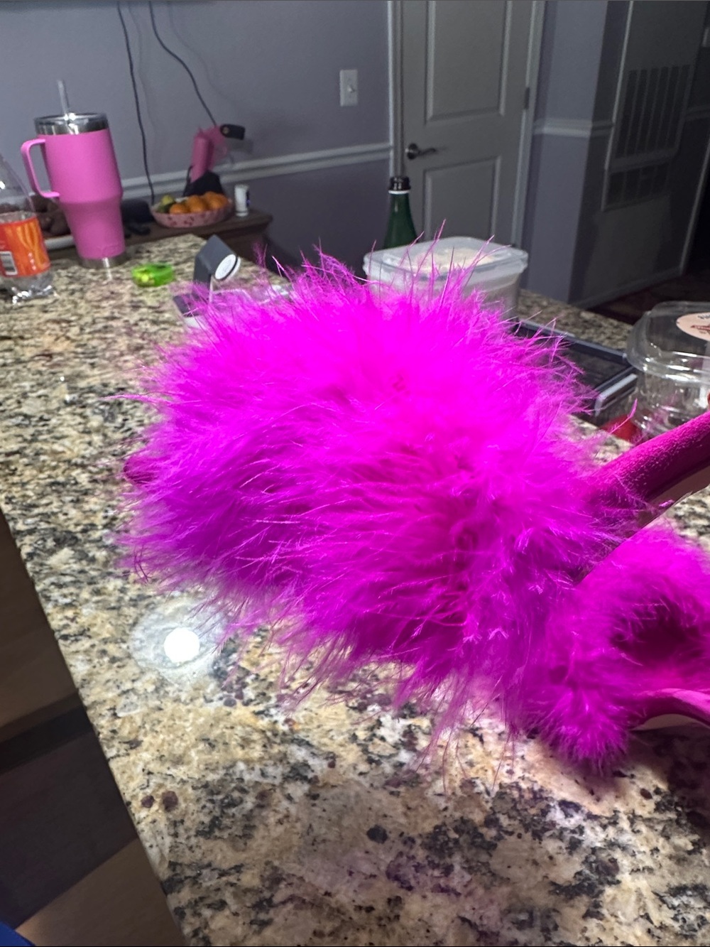 NEW Jeffrey Campbell Fuchsia Feather Slide Heels - Size 7.5 - Picture 8 of 8